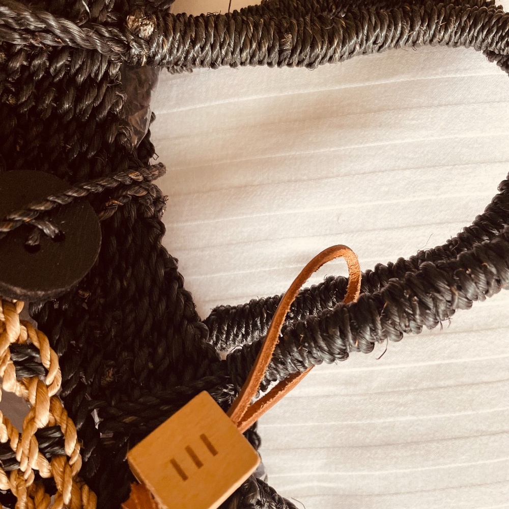 Esprit raffia handbag - Picture 6 of 7